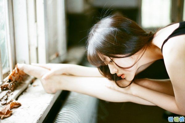 適合發(fā)說說的對(duì)一個(gè)人失望想放棄的傷感難過圖片和句子4