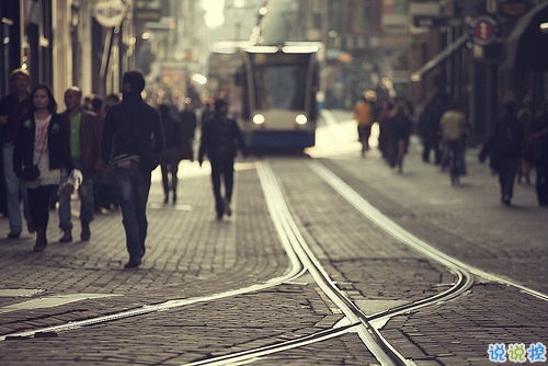 努力奮斗積極向上的說(shuō)說(shuō)致自己 學(xué)會(huì)這些道理你過得比誰(shuí)都好15