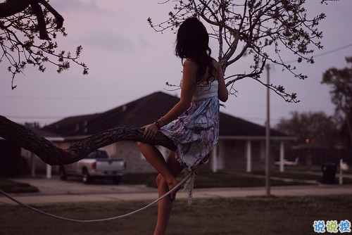 關(guān)于孤獨(dú)寂寞的傷感句子 讀起來(lái)很難過(guò)的孤獨(dú)寂寞句子1