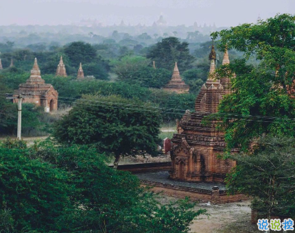 生活很苦很累的個(gè)性說說配圖 一個(gè)人撐得好辛苦經(jīng)典說說帶圖片10