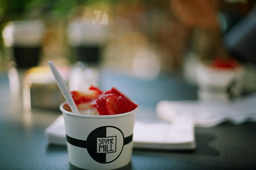 喜歡一個(gè)人的甜蜜小情話說說帶圖片 不愿再研墨執(zhí)筆因?yàn)樽掷镄虚g全是你1