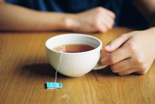 關(guān)于愛情的簡單有哲理的句子帶圖片 不要貪心找到那個(gè)對的人就第一時(shí)間決定吧9