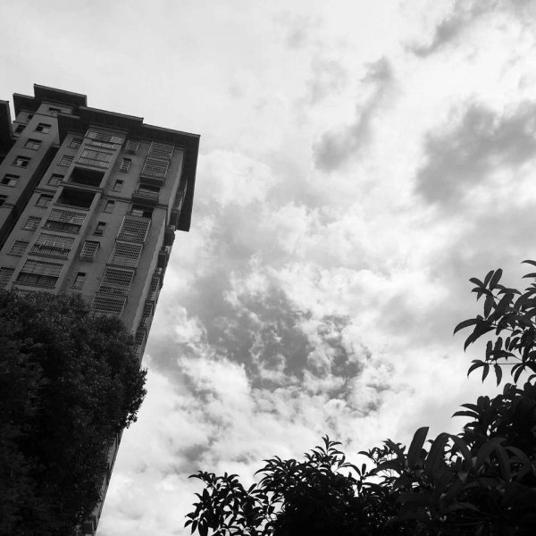 關于人生和夢想的很現(xiàn)實的經典哲理說說帶圖片2