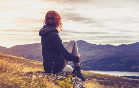 關(guān)于女人的經(jīng)典語錄太經(jīng)典了霸氣精選2