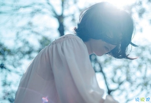 關(guān)于青春的唯美文藝句子大全 青春在流逝的文藝小清新句子2