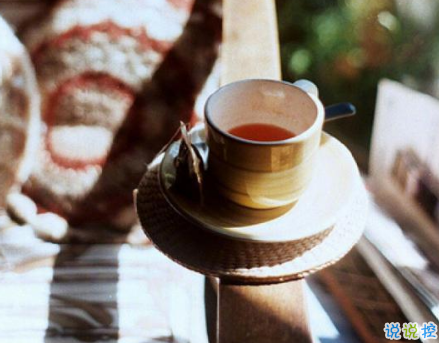 不得不放手離開(kāi)的傷感說(shuō)說(shuō) 拿得起放不下的經(jīng)典說(shuō)說(shuō)2