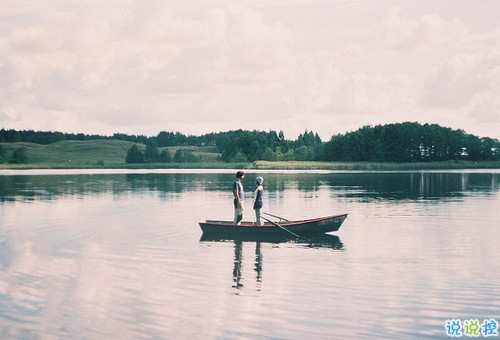 心好累的傷感說(shuō)說(shuō)非主流帶圖片 喜歡一個(gè)人卻得不到的悲傷說(shuō)說(shuō)13