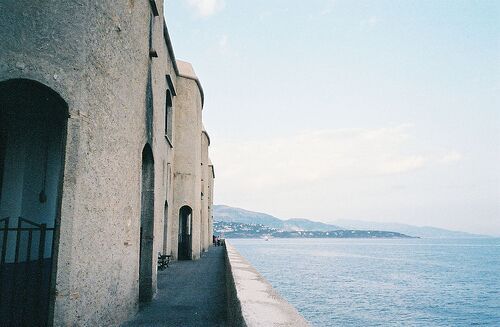 超勵(lì)志的正能量心靈雞湯說(shuō)說(shuō)帶圖片 與其擔(dān)心未來(lái)不如現(xiàn)在好好努力1