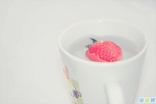 qq說(shuō)說(shuō)傷感女生帶絕情配圖 是真的感到心好累說(shuō)說(shuō)帶圖片2