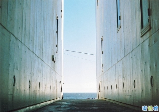 失去一個(gè)人的傷感說(shuō)說(shuō)帶圖片 感到傷心的難過(guò)句子2019最新3