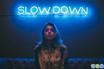 qq空間郁悶說說配圖傷感:有時(shí)自己也捉摸不透自己6