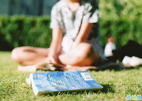 寫給離開喜歡的人的說(shuō)說(shuō) 濃烈的傷感涌上心頭的愛情說(shuō)說(shuō)2