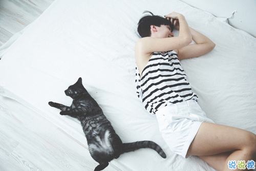 女生個性說說經(jīng)典霸氣帶圖片 知道自己不討喜那就乖一點(diǎn)8