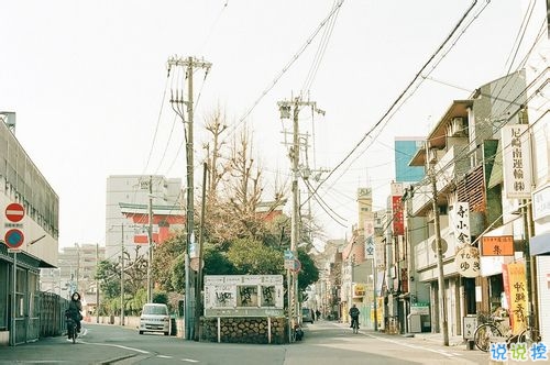 寫給曾經(jīng)喜歡過的人的愛情說說 深夜里一個(gè)人感到無助難過的說說2