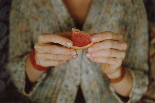 甜甜的適合戀愛中的男生女生發(fā)的說說帶圖片3