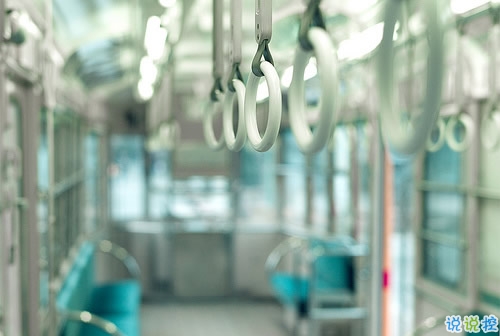 朋友圈超拽個(gè)性說(shuō)說(shuō)大全 男生狂妄不羈的簡(jiǎn)短霸氣說(shuō)說(shuō)1