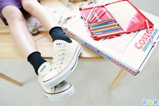 女生治愈系說(shuō)說(shuō)簡(jiǎn)短好聽(tīng)?zhēng)D片 可以幫你療傷的愛(ài)情說(shuō)說(shuō)3