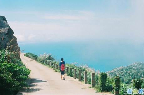 寫給00后關(guān)于青春的旅途的個性說說 青春和成長的個性說說大全20181