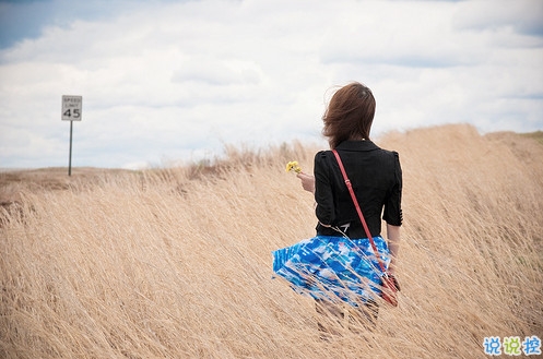 關(guān)于孤獨(dú)的經(jīng)典說說配圖 一個人孤獨(dú)的說說心情短語9