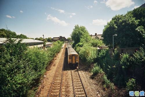 一句話淚流滿面的說說帶圖片 內(nèi)心瞬間被擊潰的經(jīng)典說說配圖4