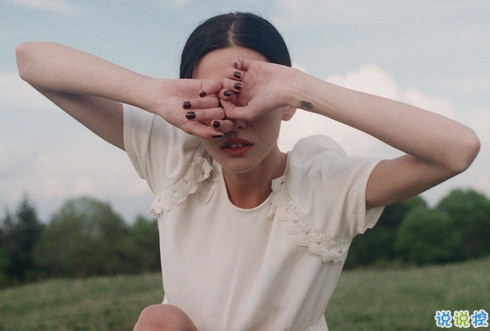 一個(gè)人感到孤獨(dú)絕望的說(shuō)說(shuō)帶圖片 黑夜難以入眠的悲情說(shuō)說(shuō)10