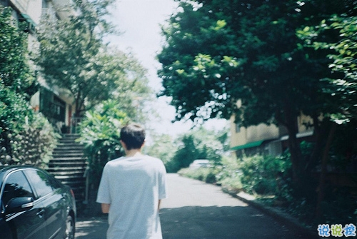 適合早晨發(fā)的朋友圈說(shuō)說(shuō)帶圖片 早上打了雞血的正能量句子5