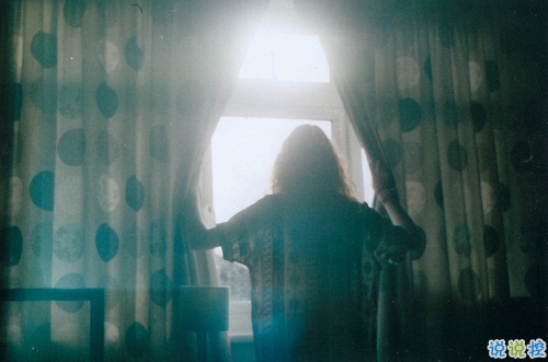 看透了一切扎心的傷感說說 關(guān)于愛情的傷感療傷話2