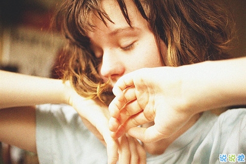 適合戀愛(ài)中的甜蜜發(fā)的說(shuō)說(shuō)帶圖片 我見(jiàn)過(guò)的全部風(fēng)景都抵不上你一句我想見(jiàn)你11