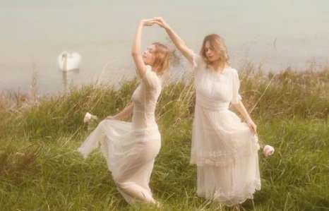 那些讓你聽到忍不住哭泣的經(jīng)典歌詞圖片說說9