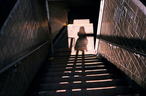 關(guān)于愛情很有哲理的經(jīng)典長說說?愛情是什么？10