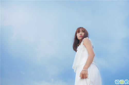 對(duì)愛一往情深的經(jīng)典說(shuō)說(shuō)帶圖片 文藝愛情小短句表達(dá)愛意8