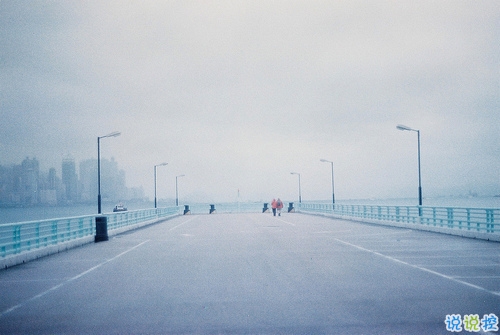 治愈系個性唯美說說帶圖片 2018朋友圈很火的唯美文藝說說配圖3