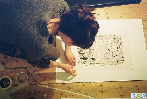 簡(jiǎn)單一句話但很有道理正能量的哲理句子 生命有裂縫陽(yáng)光才照得進(jìn)來1