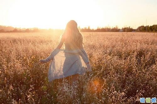 關(guān)于生活現(xiàn)實(shí)人生中的感悟的句子簡(jiǎn)單而有道理的那種4