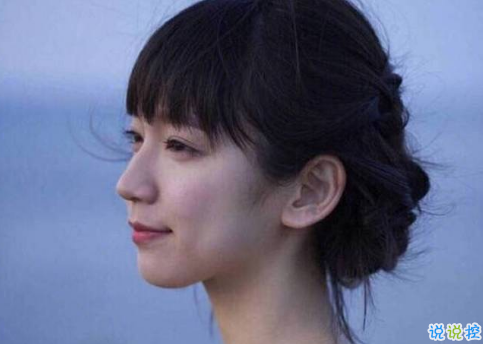 微博說(shuō)說(shuō)說(shuō)到心坎上帶圖片 總有這么一個(gè)人會(huì)讓你毫無(wú)原因地笑起來(lái) ?9