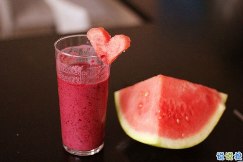 2019非主流經(jīng)典愛情說說帶圖片 很打動人的一些愛情真理12