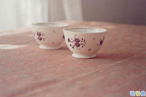 關(guān)于生活的文字控唯美英文說(shuō)說(shuō)帶圖片 很經(jīng)典現(xiàn)實(shí)的英文說(shuō)說(shuō)大全8