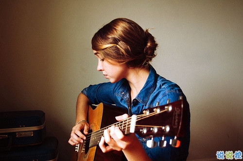 適合戀愛(ài)中的甜蜜發(fā)的說(shuō)說(shuō)帶圖片 我見(jiàn)過(guò)的全部風(fēng)景都抵不上你一句我想見(jiàn)你6