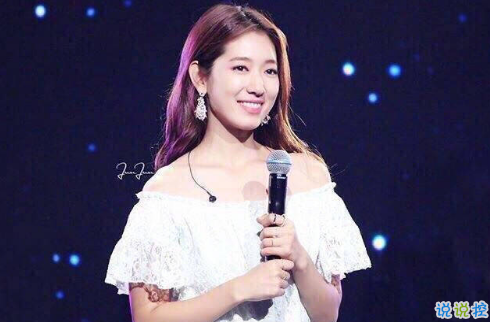 2018傷感說說讓人流淚的說說帶圖片 理智又感性的傷感說說配圖3