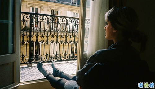 2018超拽霸氣的個(gè)性說說帶圖片 女生男生都可以發(fā)的2018超拽酷炫說說5