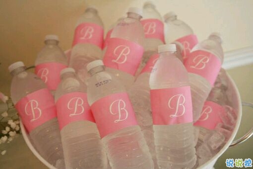 唯美簡單的英文說說帶圖片 世人萬千種浮云莫去求1