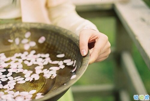 我們一路走來都很堅強的勵志說說帶圖片 很正能量的經(jīng)典勵志說說4