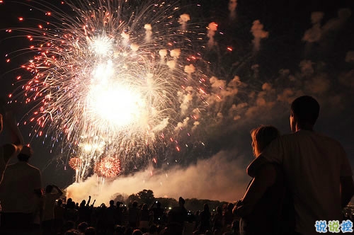 女生個性說說經(jīng)典霸氣帶圖片 知道自己不討喜那就乖一點(diǎn)2