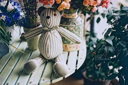 唯美文藝說(shuō)說(shuō)帶圖片 想做一個(gè)長(zhǎng)長(zhǎng)的夢(mèng)回到十九歲那年3