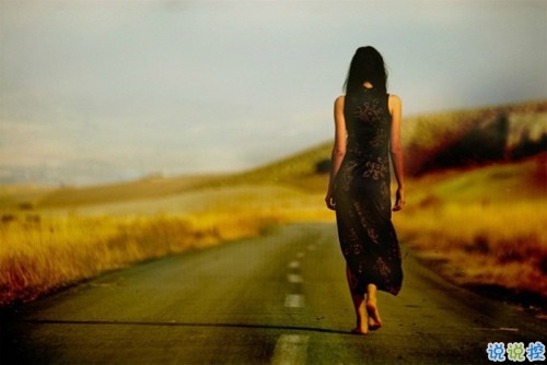 2019心里難受的說說帶圖片 一絲絲難過的朋友圈說說12