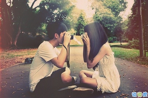 痛到心碎的傷感說(shuō)說(shuō)配圖 生活很現(xiàn)實(shí)的傷感說(shuō)說(shuō)8