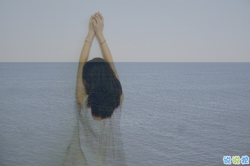 最新難過到心碎的傷感圖片說說 暗戀這場獨(dú)角戲7