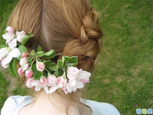 朋友圈用歌詞表達(dá)心情的傷感說(shuō)說(shuō) 歌曲表達(dá)傷感心情說(shuō)說(shuō)配圖13