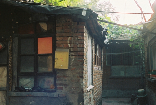 關(guān)于愛情的簡單有哲理的句子帶圖片 不要貪心找到那個(gè)對的人就第一時(shí)間決定吧1