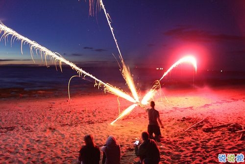 心已被刺透的傷感說說帶圖片 愛情給我太多傷痛的說說心好累3